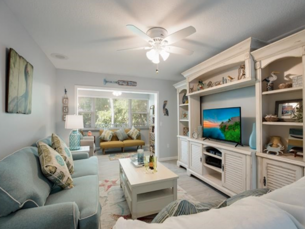 Holmes Beach 2 Bedroom Vacation Condo for Rent